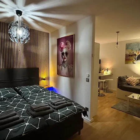 Moderne Beim Augustinerkloster Direkt In Der Altstadt *