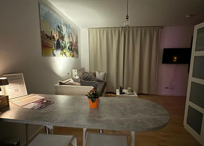 Moderne Beim Augustinerkloster Direkt In Der Altstadt Erfurt